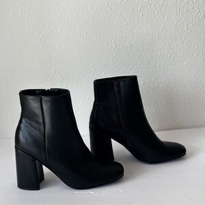 Madden Girl Black Black Square Toe Block Heel Ankle Boots Size 7M